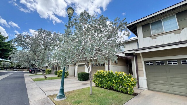 Building Photo - 92-1516-1516 Aliinui Dr