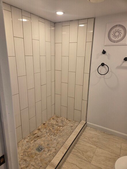 Building Photo - 3408 Goodman St