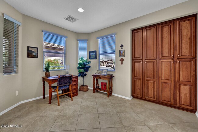 Building Photo - 13075 W Desert Vista Trail