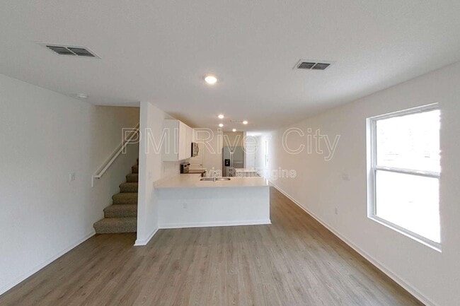 Building Photo - 12741 Geronimo Pl