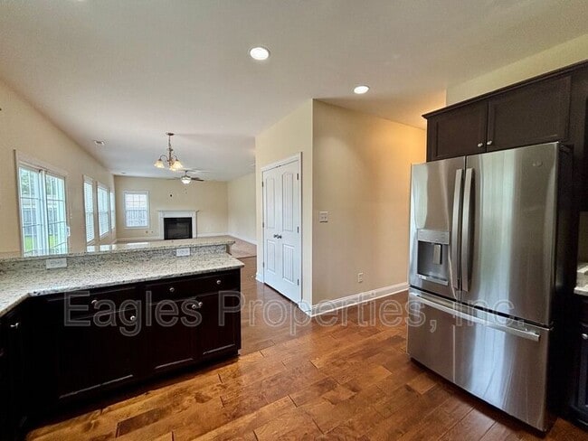 Building Photo - 114 Quail Hollow Dr
