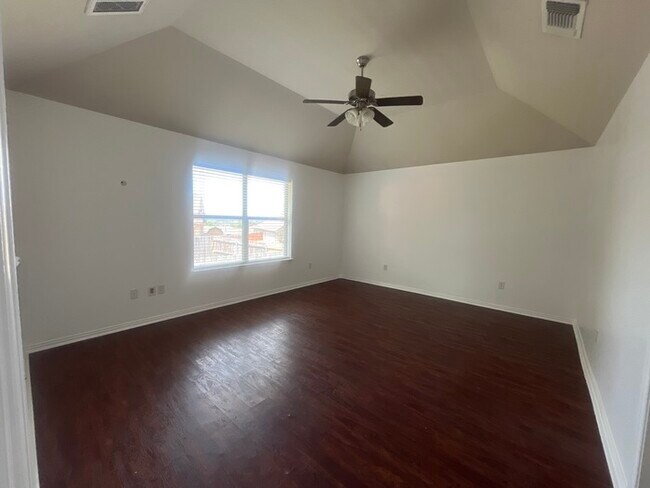 Building Photo - Meander Estates! Large corner lot 3/2/2 Coming August 2025. Covered patio!