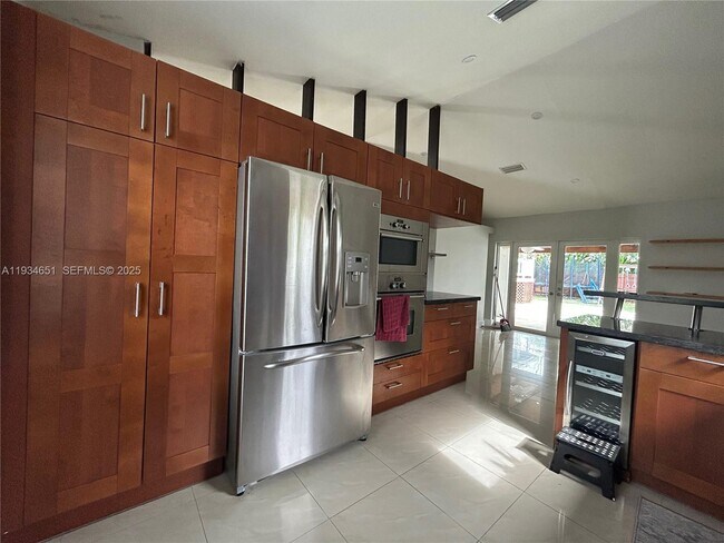 Building Photo - 21939 SW 124th Pl