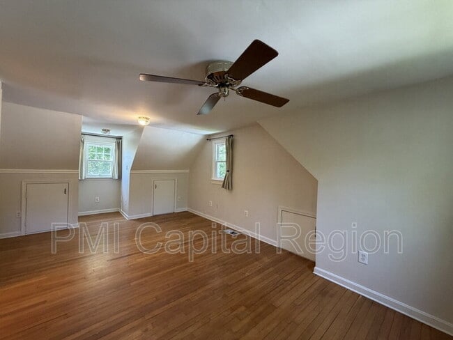 Building Photo - 11303 Dewey Rd