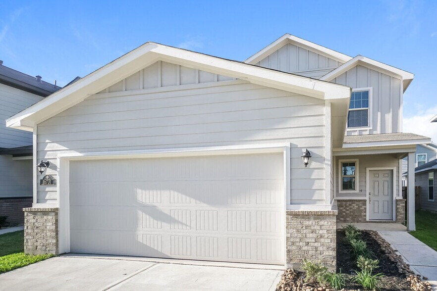 Primary Photo - 16731 Rover Ln