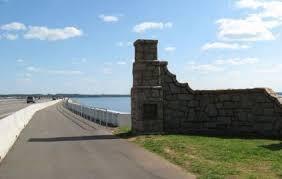 Building Photo - 329 W Main St