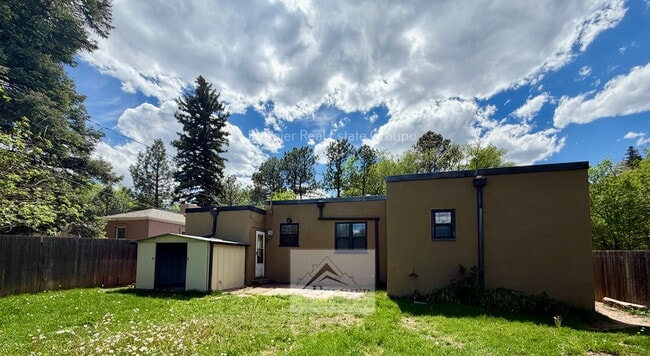 Building Photo - 17 Alsace Way