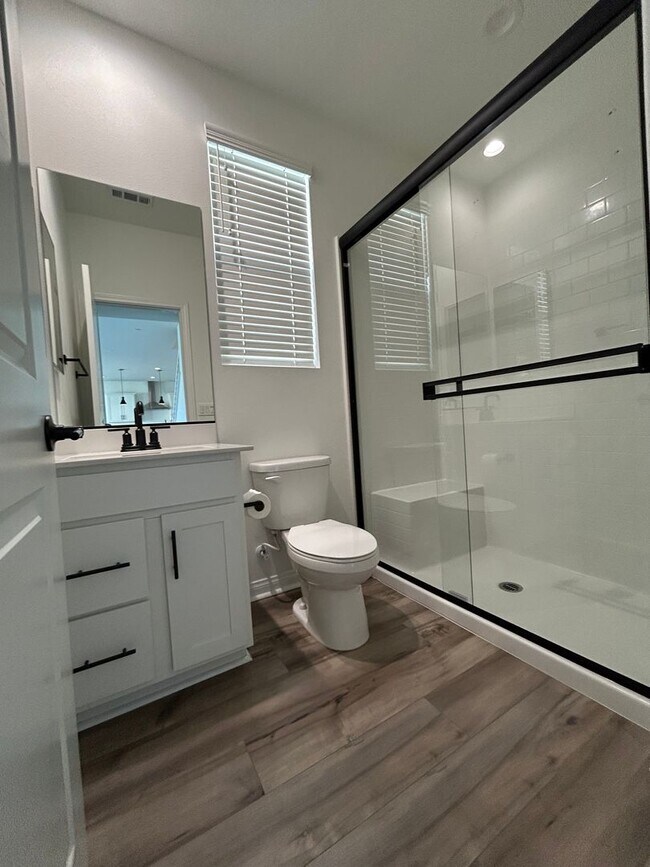 Building Photo - Like New 4 Bedroom + Loft Menifee Home