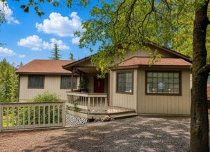Building Photo - 17519 Alexandra Way