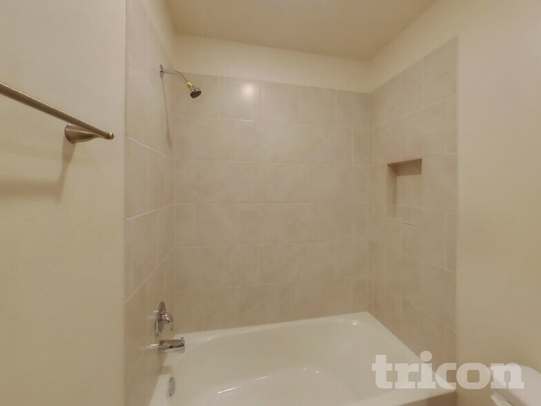 Building Photo - 12045 Latour Vly