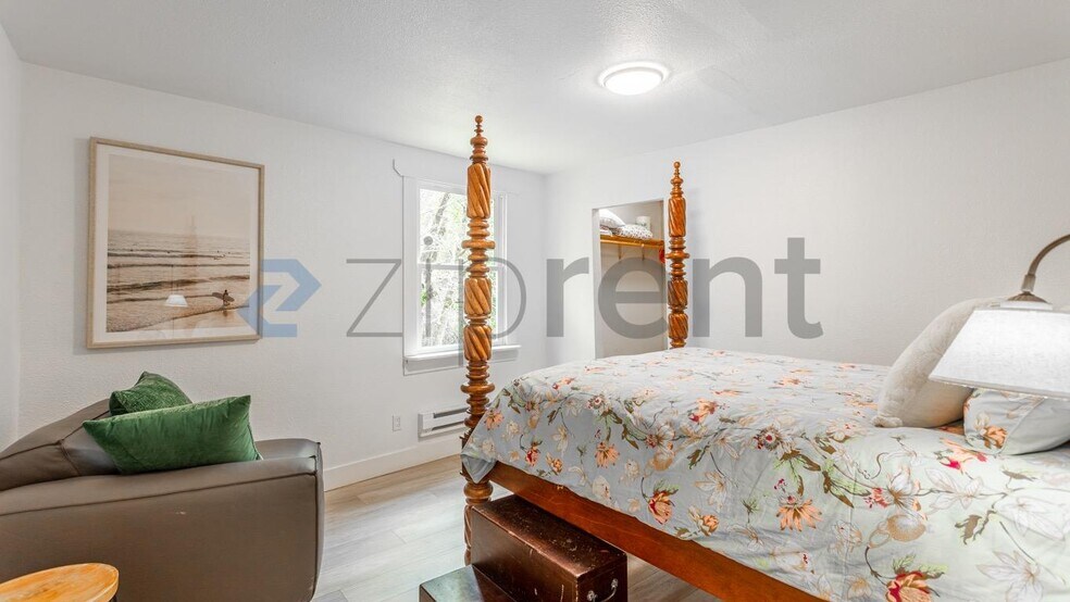 Building Photo - 6010 Cazadero Hwy