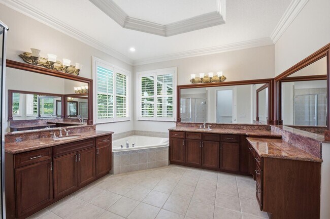 Building Photo - 11788 Knightsbridge Pl