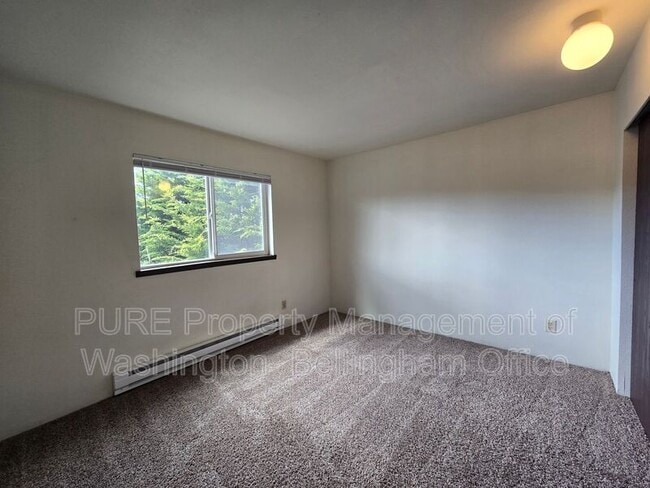 Building Photo - 1252 Nevada St