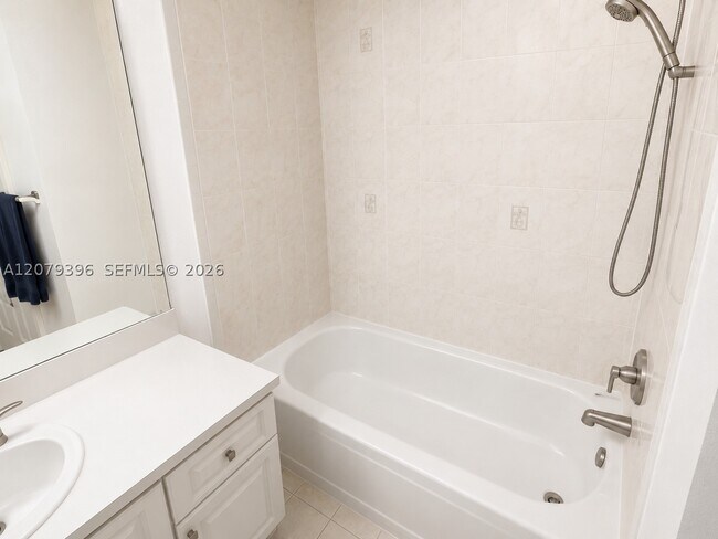 Building Photo - 744 SW 106th Ave