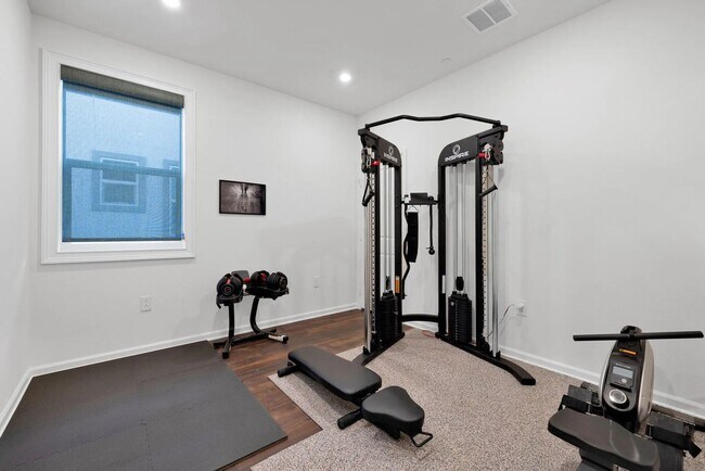 Building Photo - Eco-Friendly 3BR Home in Palmdale