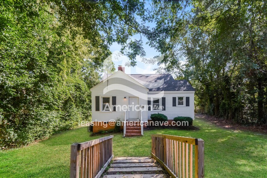 Building Photo - 130 Kensington Cir