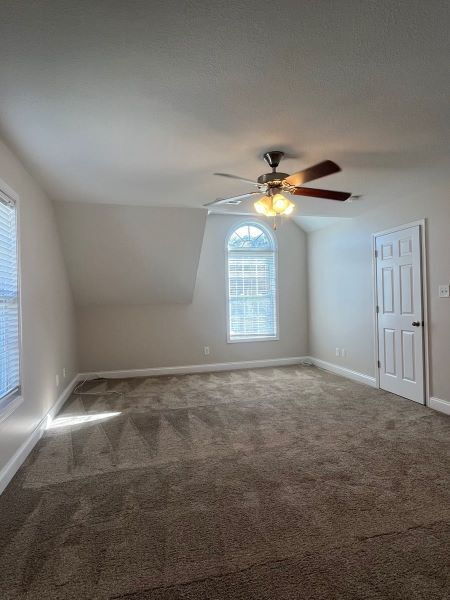 Building Photo - Spacious home in Karns community Millers Plantation S/D