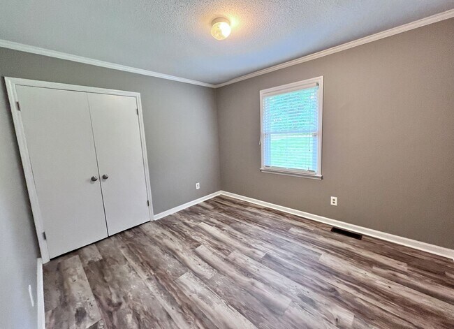 Building Photo - FOR RENT DAVIE COUNTY!!