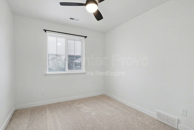 Building Photo - 4152 E Bonne Vista Dr