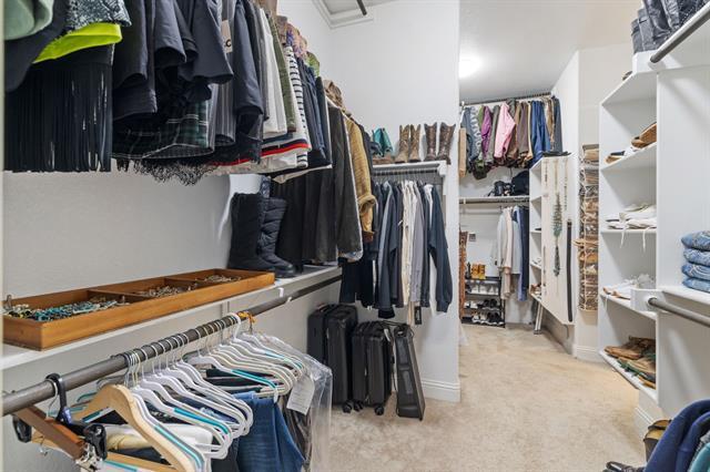 Building Photo - 251 Hlavek Rd