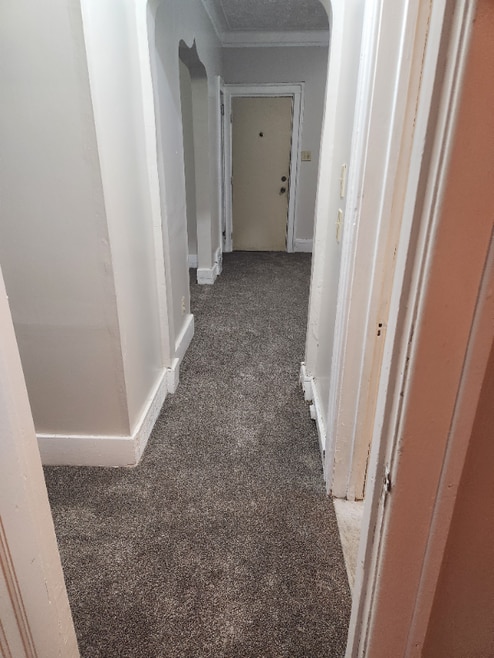 Building Photo - 9446 Woodside St