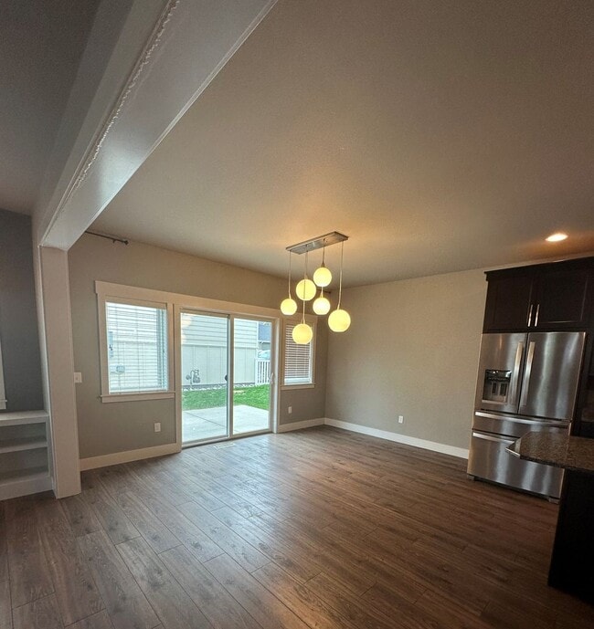 Building Photo - 4 Bedroom, 3 1/2 Bathroom House in Josephine Crossing Subdivision