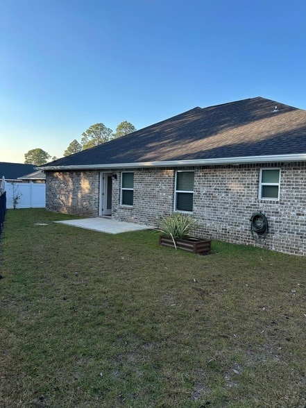 Building Photo - 7299 Gordon Evans Rd