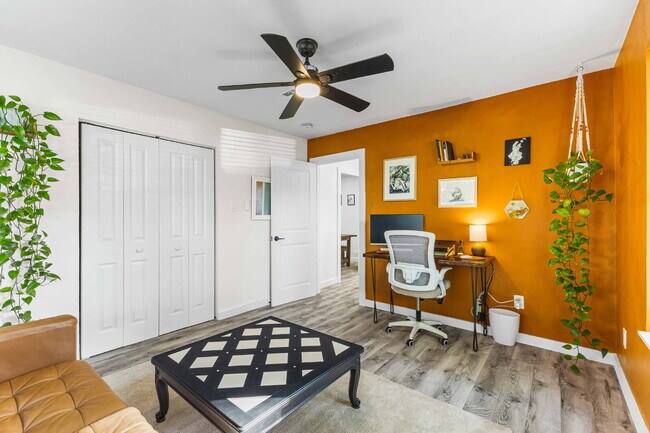 Building Photo - Timeless Charm Meets Modern Comfort in Brookview