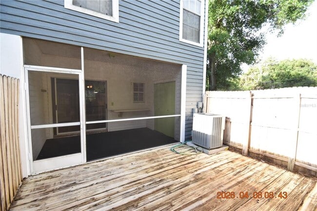 Building Photo - 2701 Penzance St