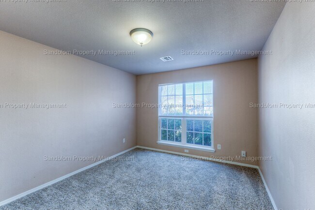 Building Photo - FOR LEASE | Jenks | $2200 Rent