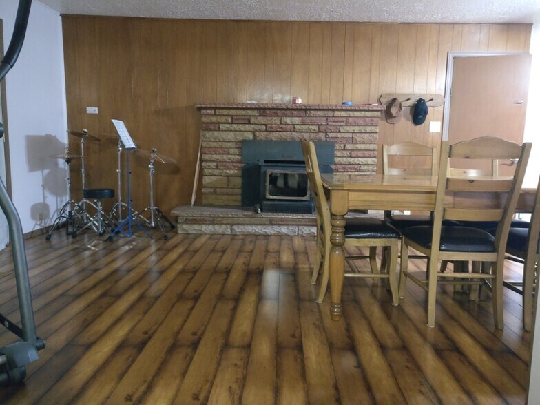 Building Photo - 3589 W Gordon Ave