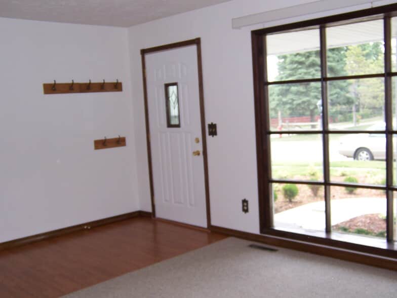 Building Photo - 1801 Johnson Dr