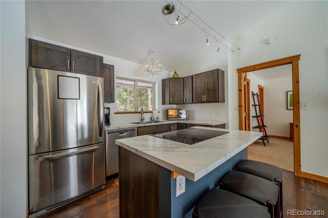 Building Photo - 410 Bobcat Ln