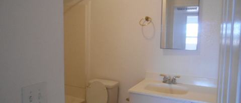 Building Photo - 2402 S Calle Yucatan