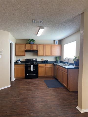 Building Photo - 1836 Vineridge Ln