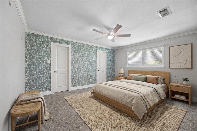 Building Photo - 10303 Greenwillow Dr