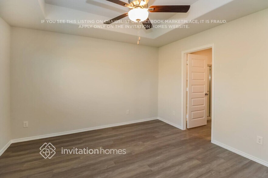 Building Photo - 10920 Heliosphere Wy