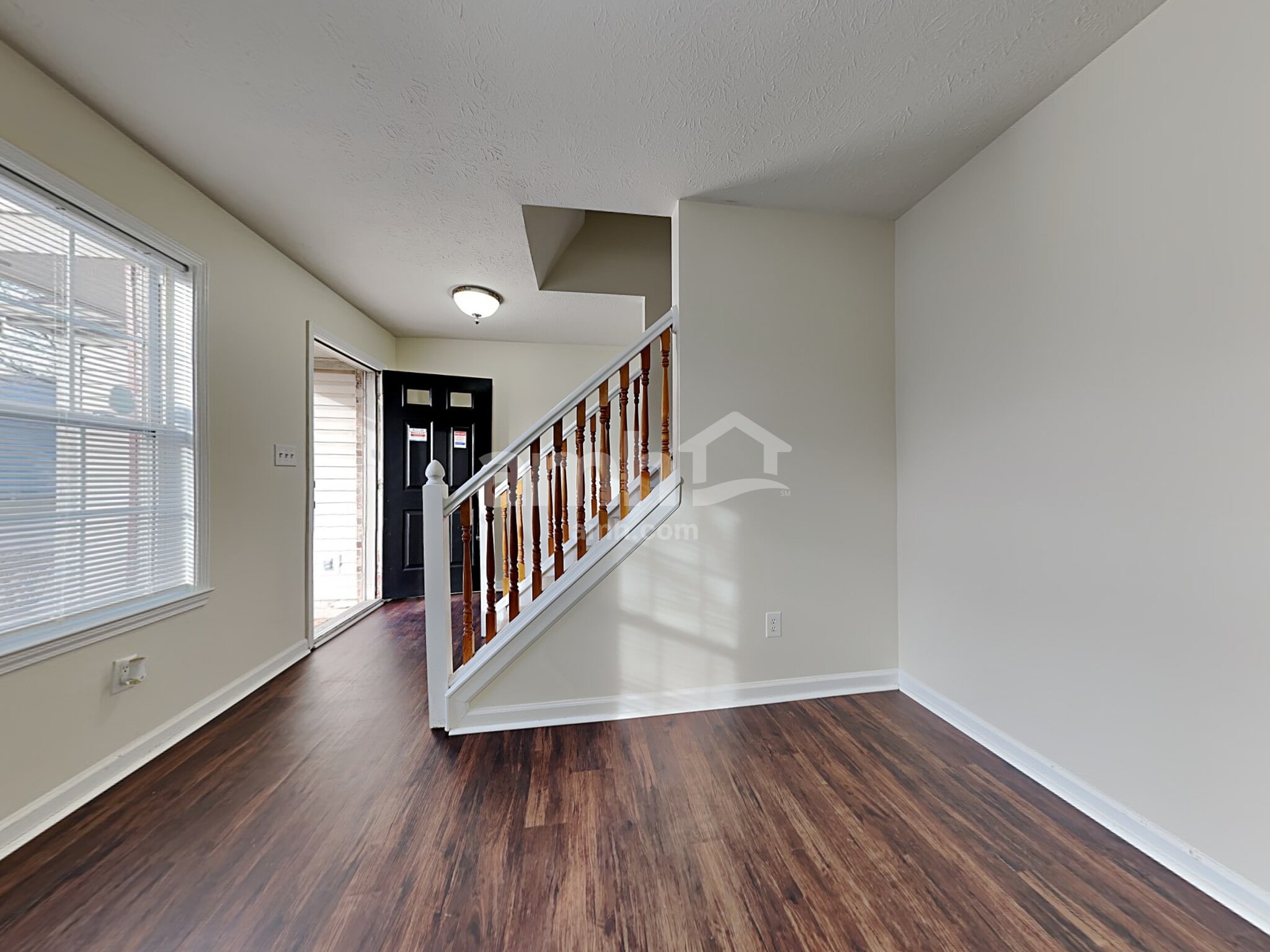 Building Photo - 17895 Grassy Knoll Dr