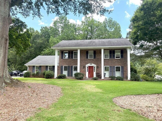 Primary Photo - 1150 Falstaff Dr
