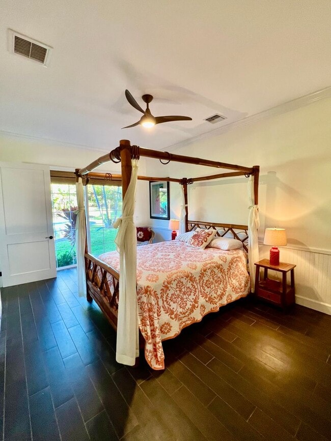 Building Photo - Oceanview Luxury Estate | Steps to the Beach | Private Pool & Spa