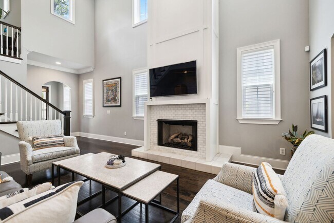 Building Photo - Welcome to this beautifully designed 4-bed...