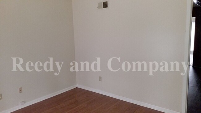 Building Photo - 2864 Randy Cove