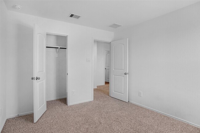 Building Photo - 24311 Saddlestone Green Dr