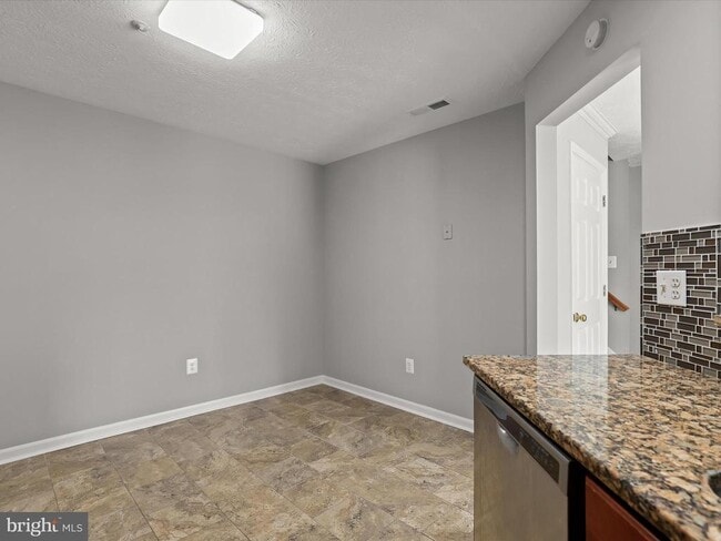 Building Photo - 4244 Maple Path Cir