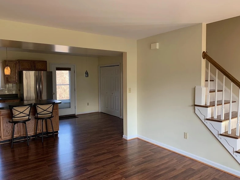 Building Photo - 1012 Amber Ridge Rd