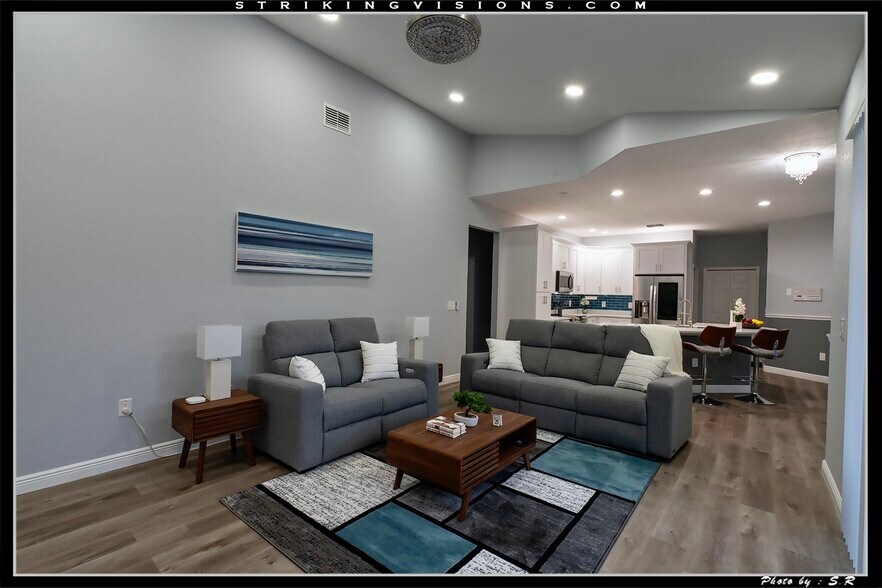 Building Photo - 3704 Cypress Meadows Rd