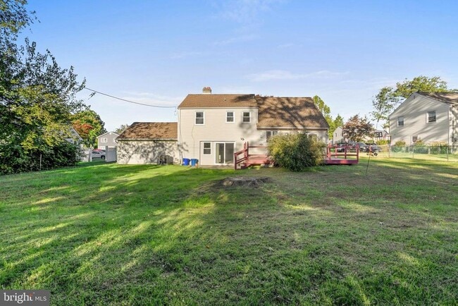Building Photo - 18 Cobblestone Ln