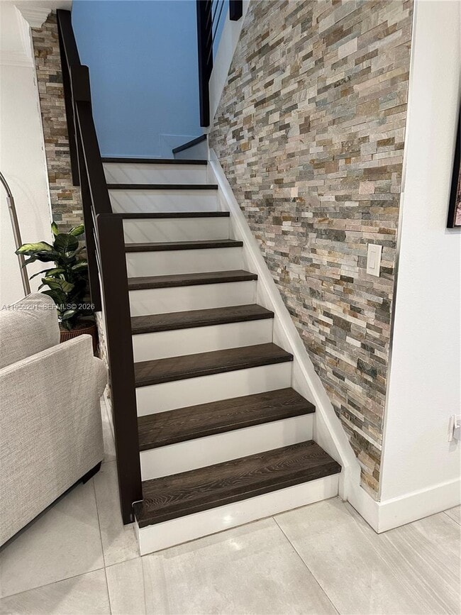 Building Photo - 8548 SW 166th Pl