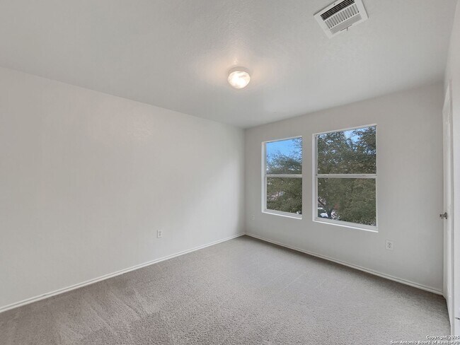 Building Photo - 6010 Blossom Bend
