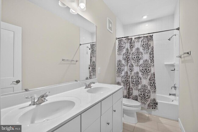 Building Photo - 4053 Legato Rd